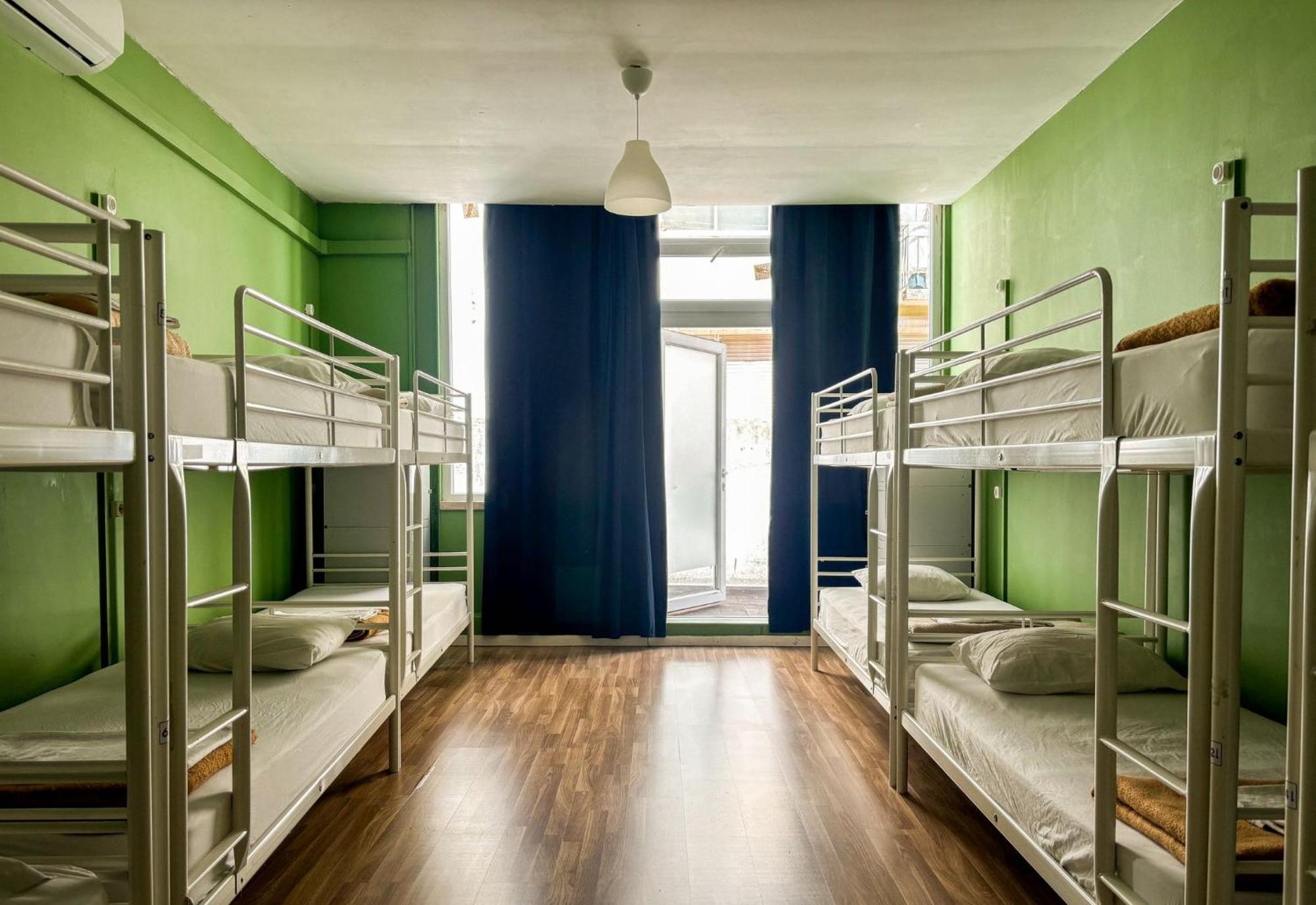 Urban Garden Hostel Лісабон Екстер'єр фото